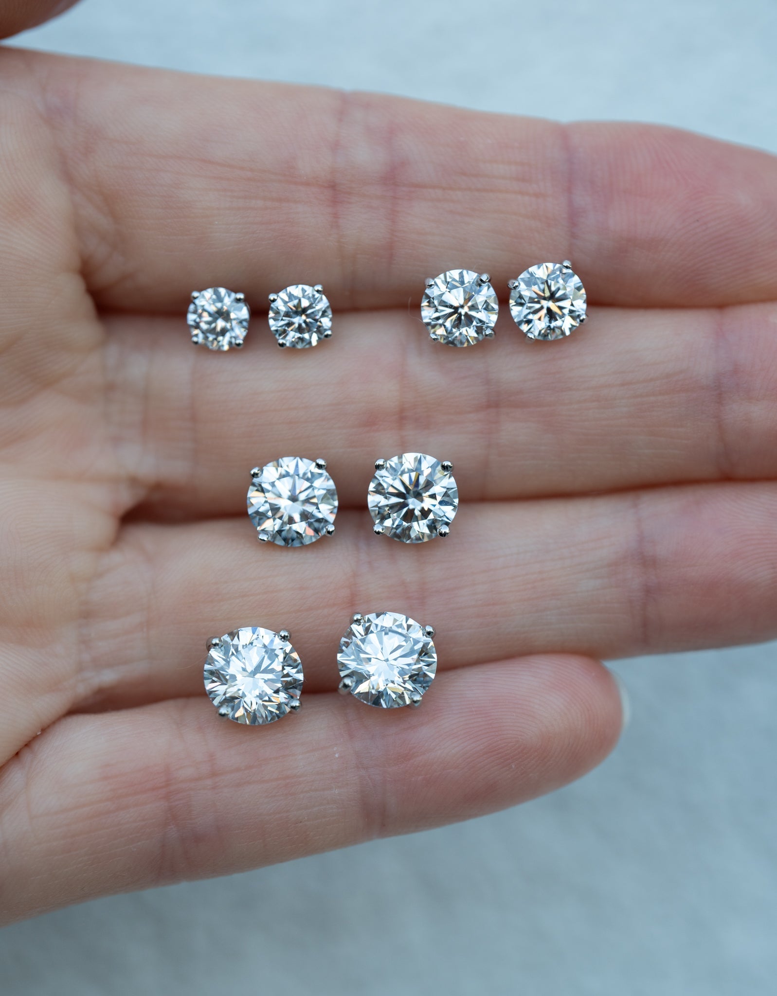 Why Diamond Studs Are the Perfect Holiday Gift
