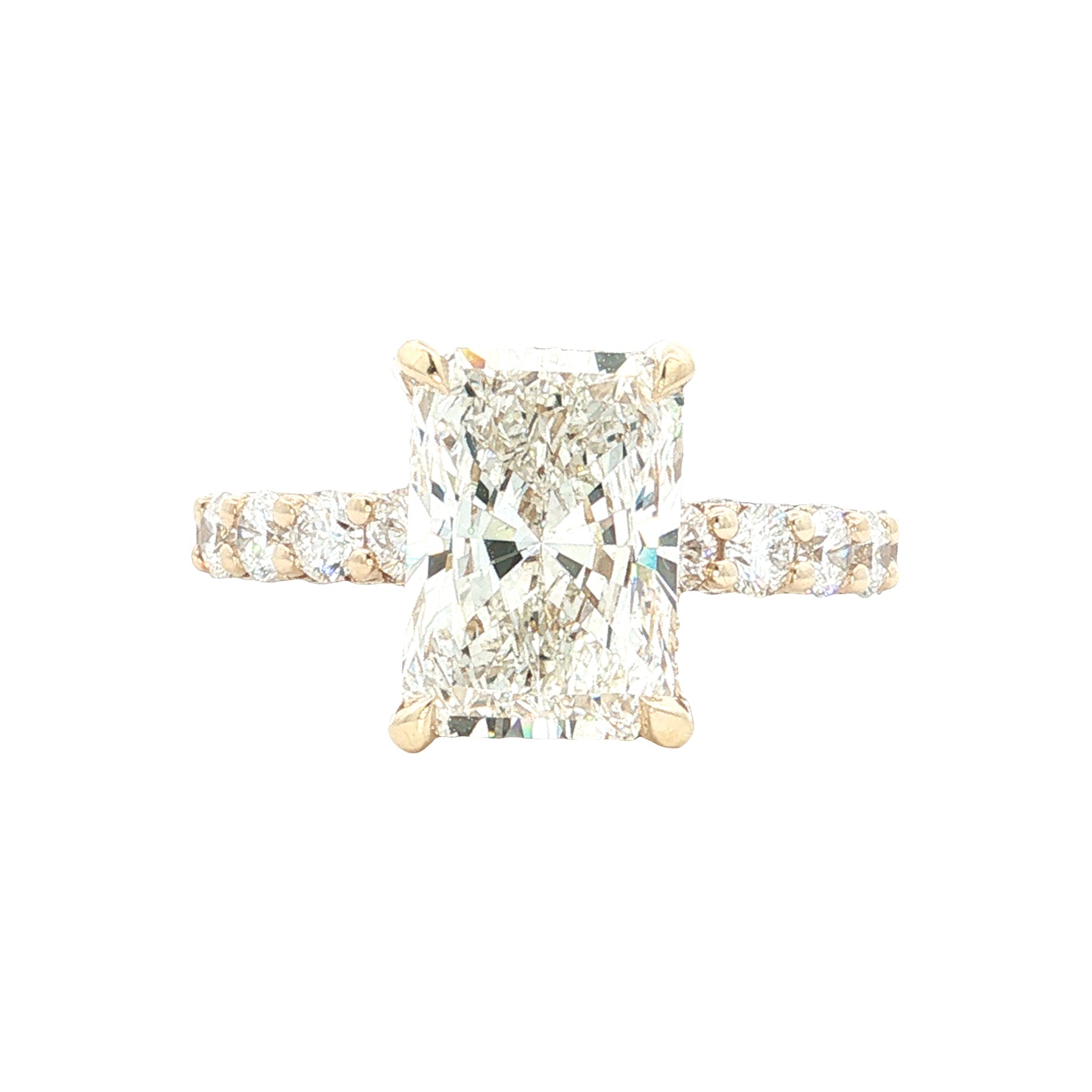 LAB GROWN DIAMOND ENGAGEMENT RINGS