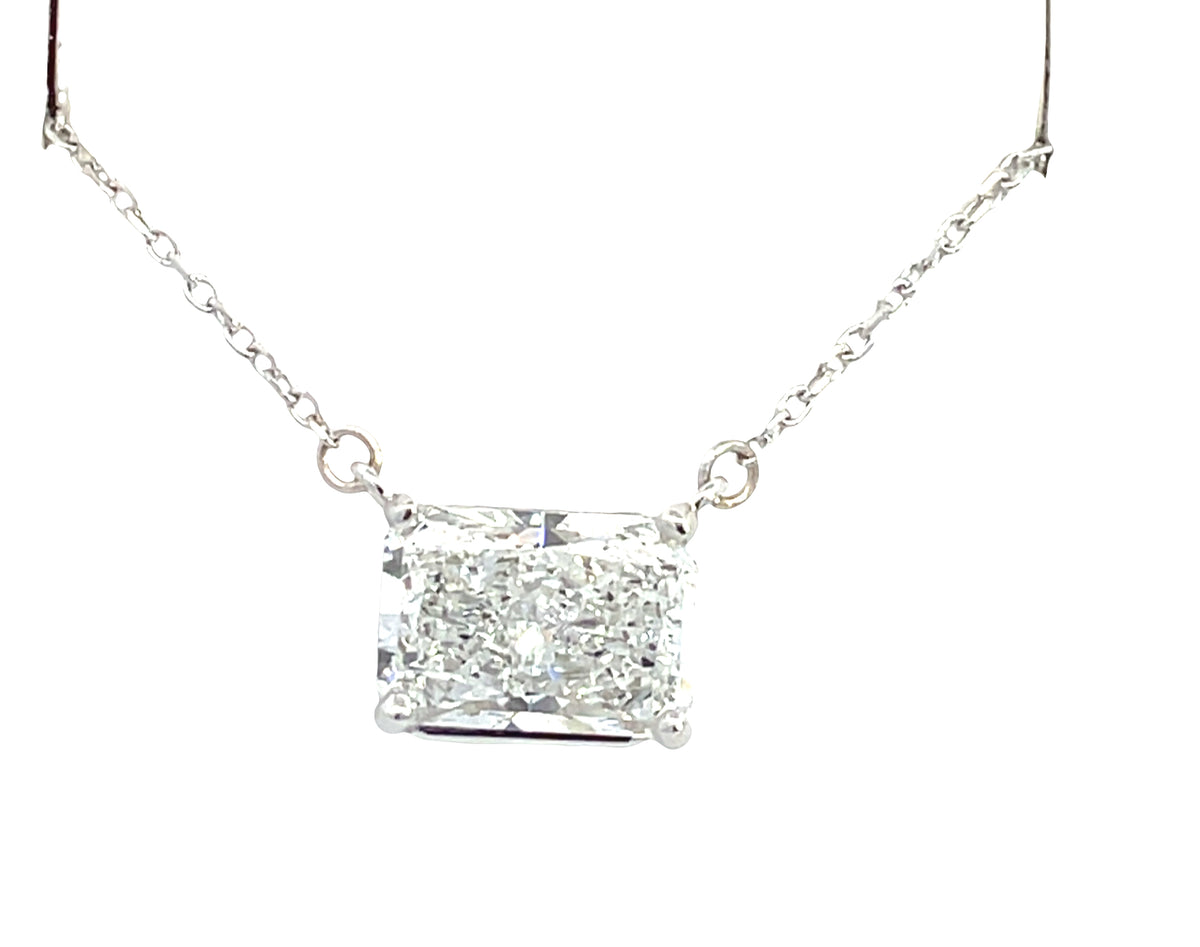 SIGNATURE COLLECTION-LAB GROWN DIAMOND PENDANT