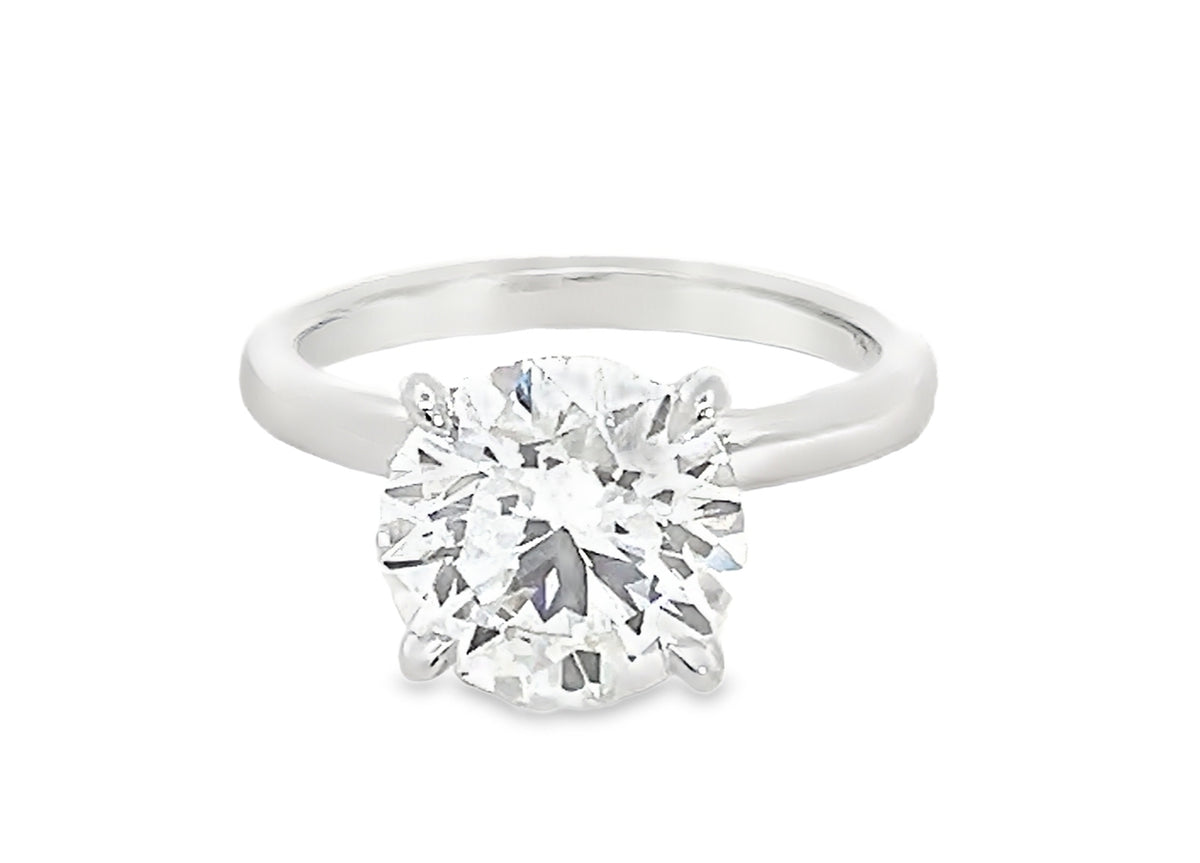 LAB GROWN DIAMOND ENGAGEMENT RINGS