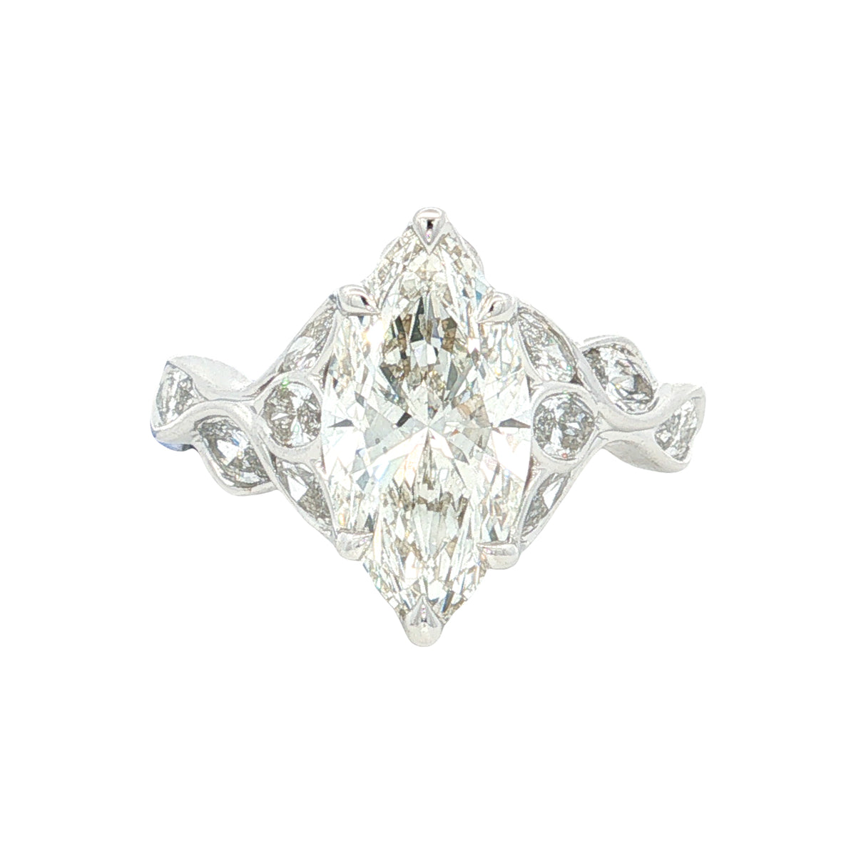 LAB GROWN DIAMOND ENGAGEMENT RINGS