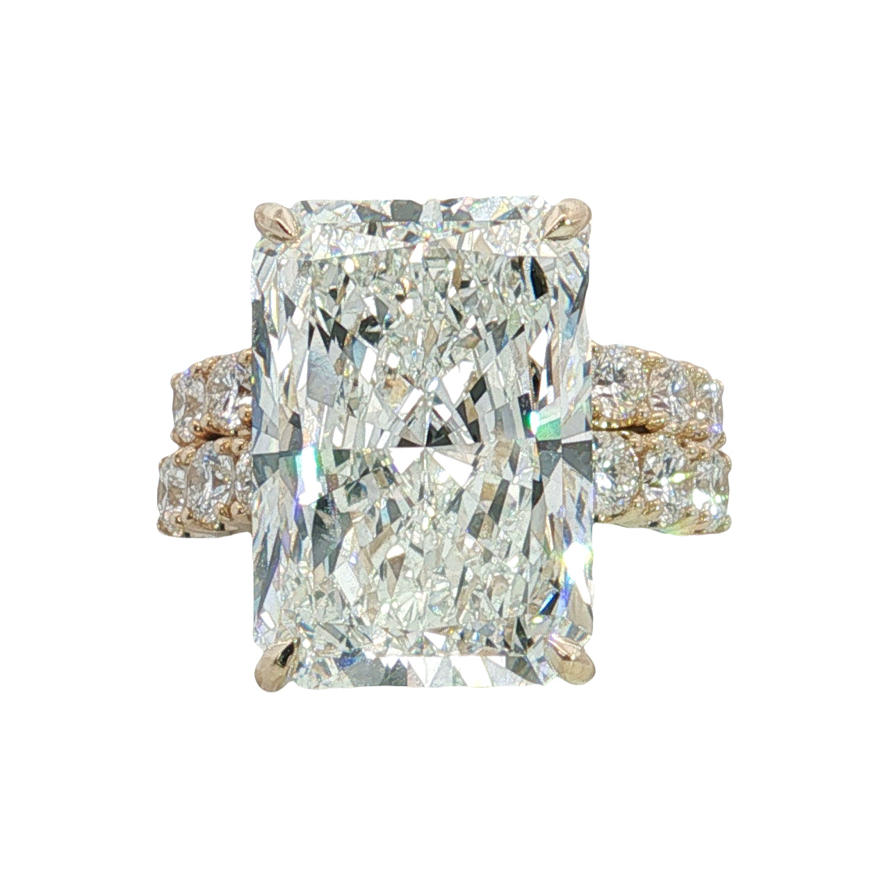 LAB GROWN RADIANT AND ROUND DIAMONDS 13ctw PRONG SET WEDDING SET