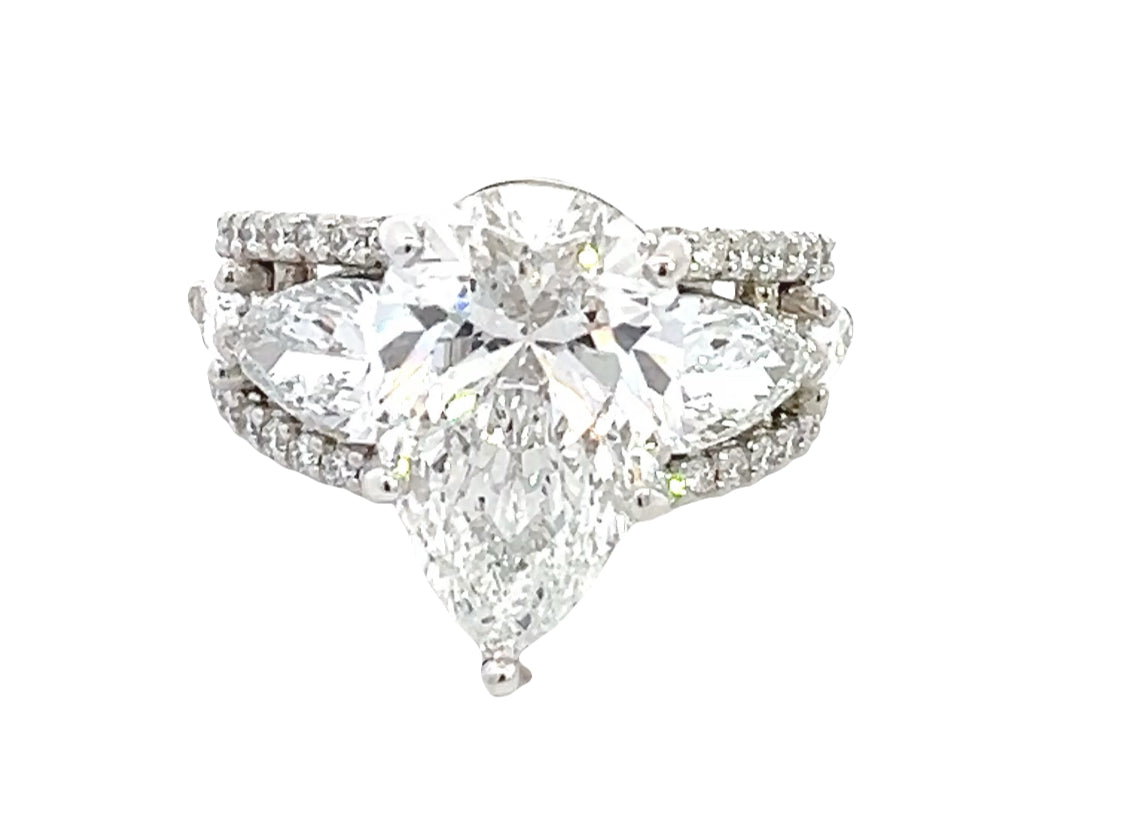 LAB GROWN DIAMOND ENGAGEMENT RINGS
