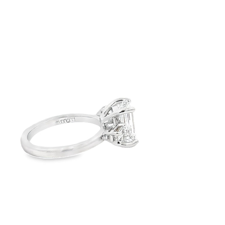 LAB GROWN EMERALD &amp; BAGUETTE DIAMONDS 2.83ctw THREE STONE RING