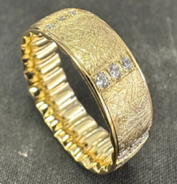 PRECIOUS METAL WEDDING BANDS-DIAMOND
