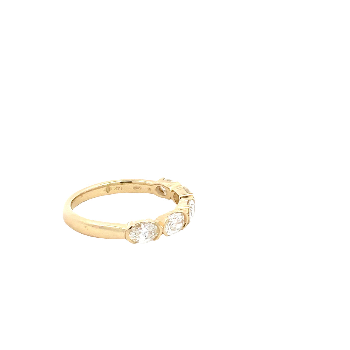 LAB GROWN OVAL DIAMONDS 1ctw HALF BEZEL BAND