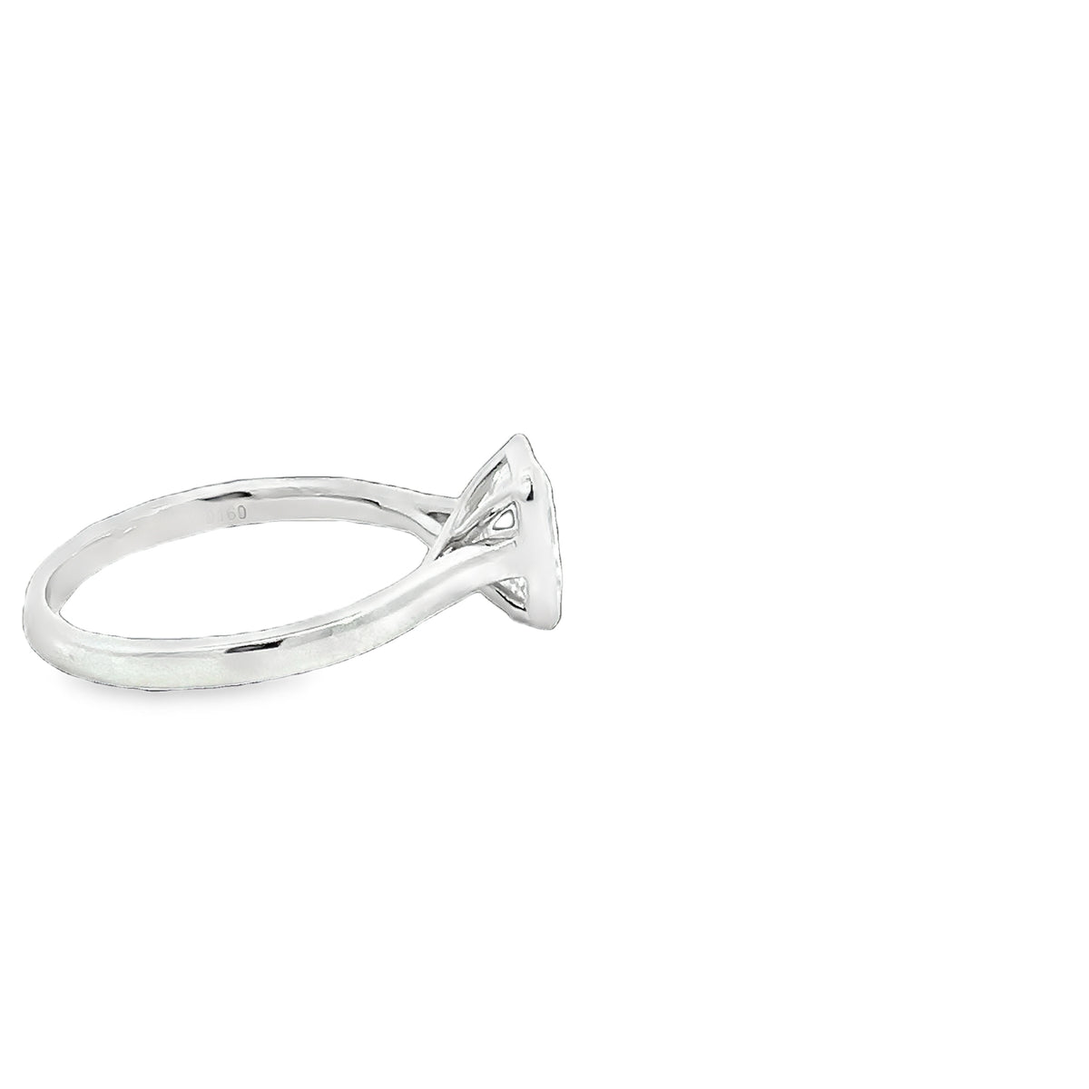 LAB GROWN EMERALD DIAMOND 1.09ct BEZEL SOLITAIRE ENGAGEMENT RING