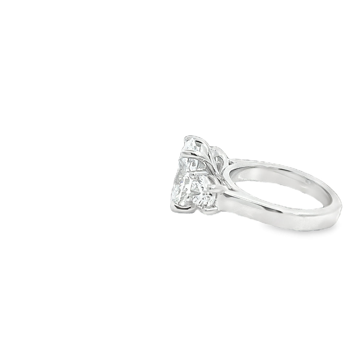 LAB GROWN OVAL DIAMONDS 3.11ctw THREE STONE RING
