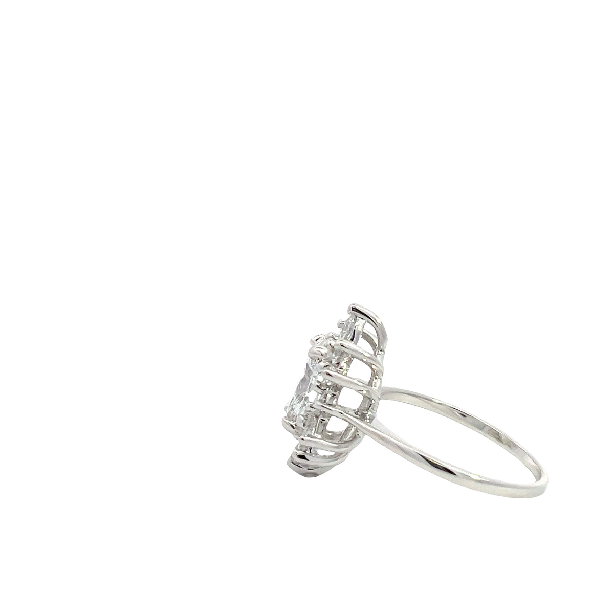 LAB GROWN OVAL, BAGUETTE, &amp; ROUND DIAMONDS 1.95ctw HALO STYLE RING