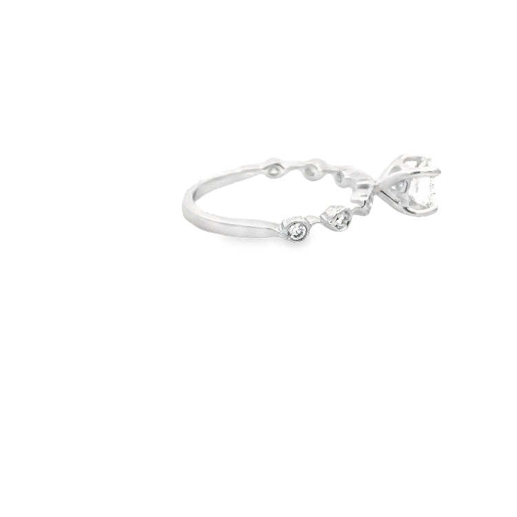 LAB GROWN ROUND DIAMONDS 0.90ctw BEZEL STYLE RING