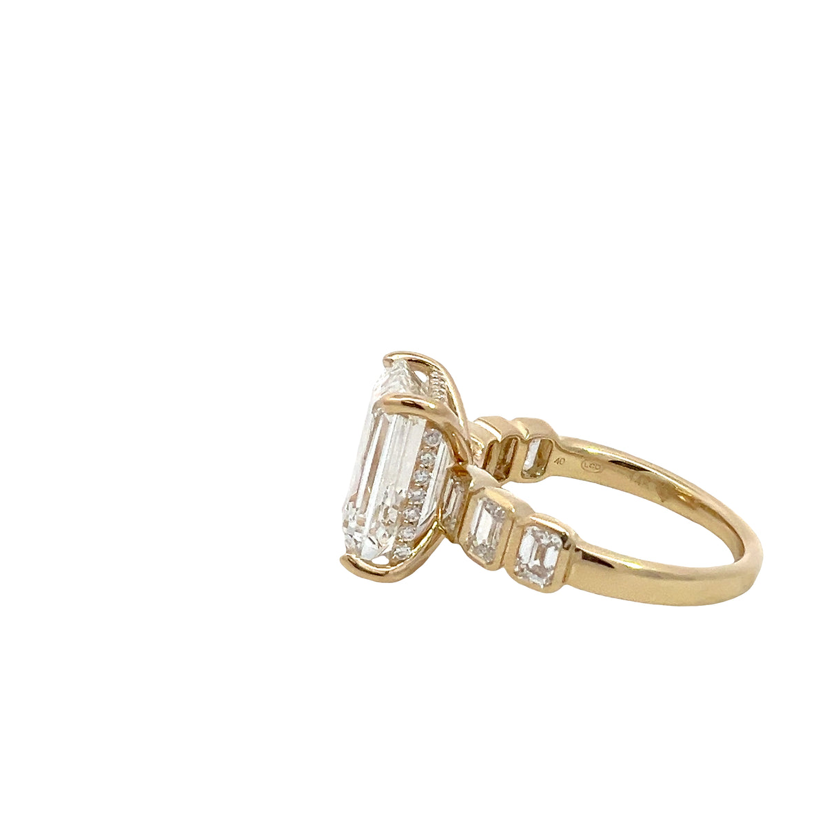 LAB GROWN EMERALD DIAMONDS 7.17ctw BEZEL STYLE RING