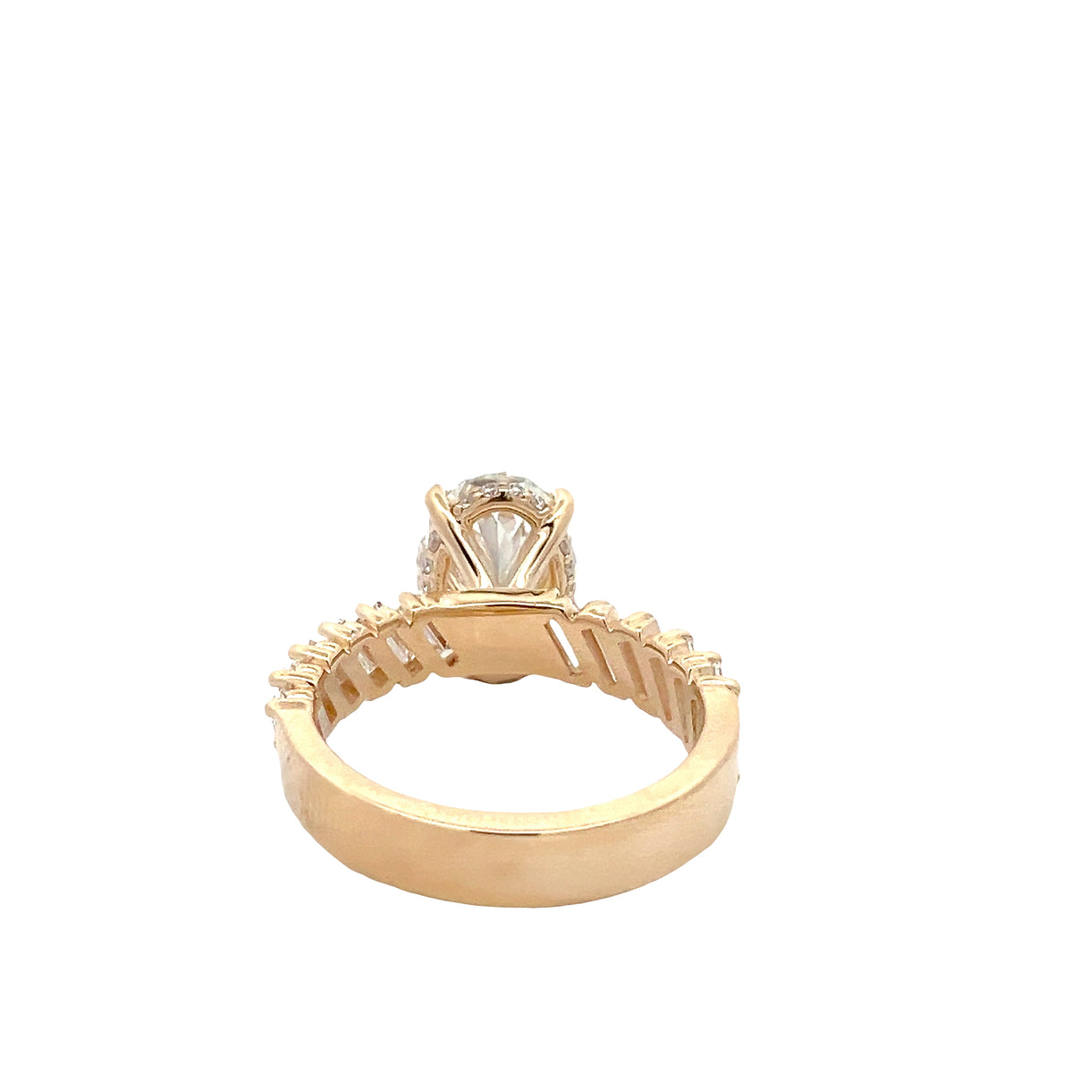 LAB GROWN OVAL AND BAGUETTES 4.34ctw ANGELED PRONG SET RING