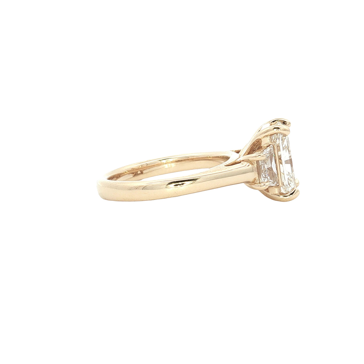 LAB GROWN RADIANT AND TRAPEZOID DIAMONDS 3.81ctw THREE STONE RING