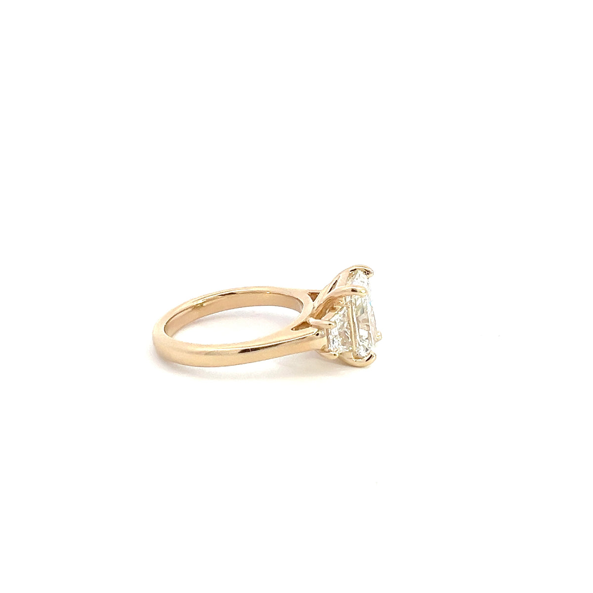 LAB GROWN RADIANT AND TRAPEZOID DIAMONDS 3.80ctw THREE STONE RING