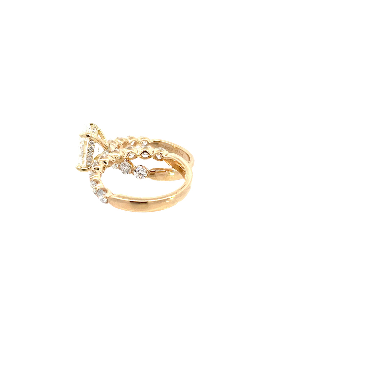 LAB GROWN OVAL & ROUND DIAMONDS 4.60ctw PRONG SET TWO PIECE WEDDING SET