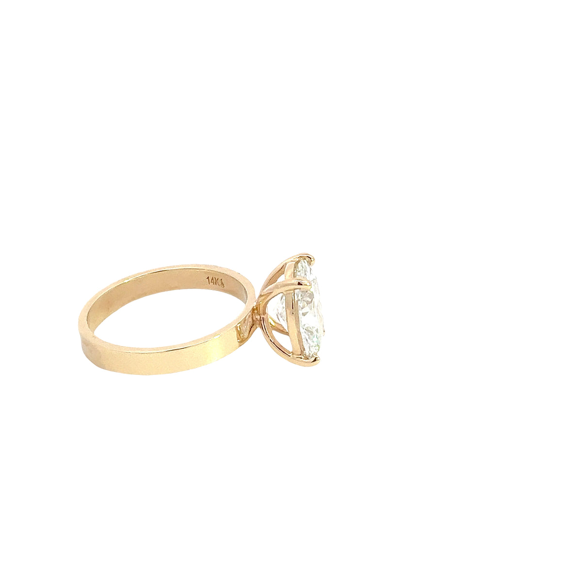 LAB GROWN OVAL DIAMOND 3.10ct SOLITAIRE ENGAGEMENT RING
