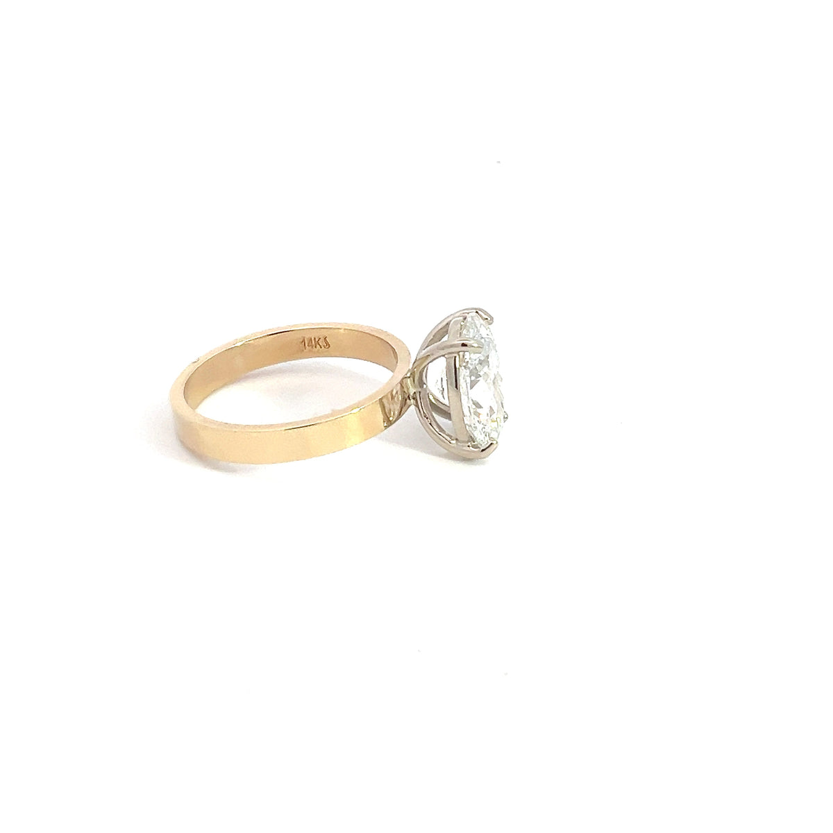 LAB GROWN OVAL DIAMOND 3.07ct SOLITAIRE ENGAGEMENT RING