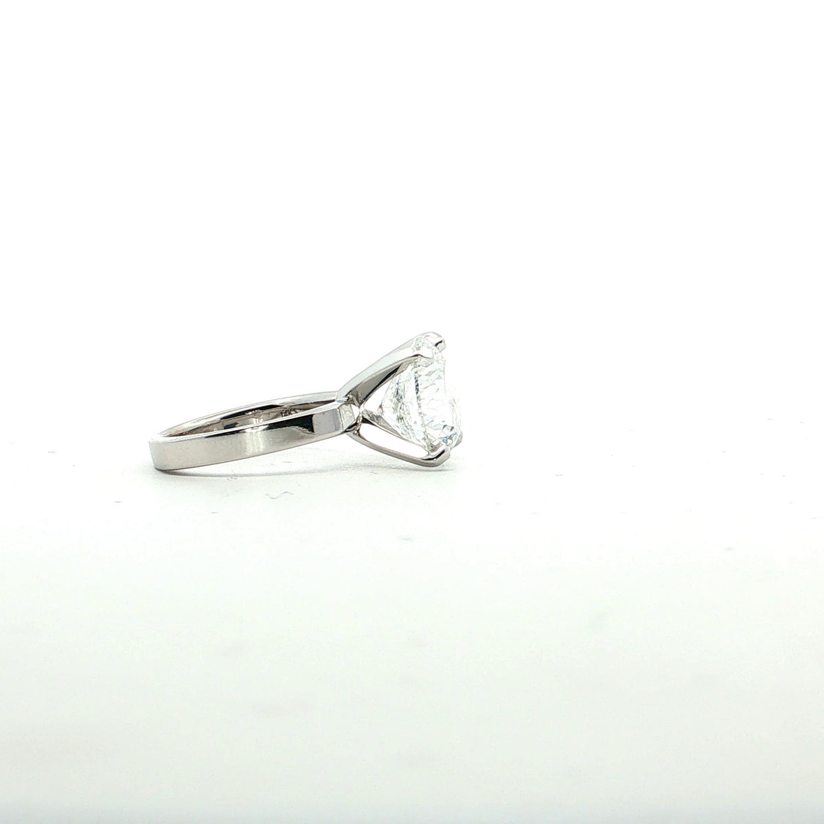 LAB GROWN PORTUGESE ROUND DIAMOND 5.07ct SOLITAIRE ENGAGEMENT RING