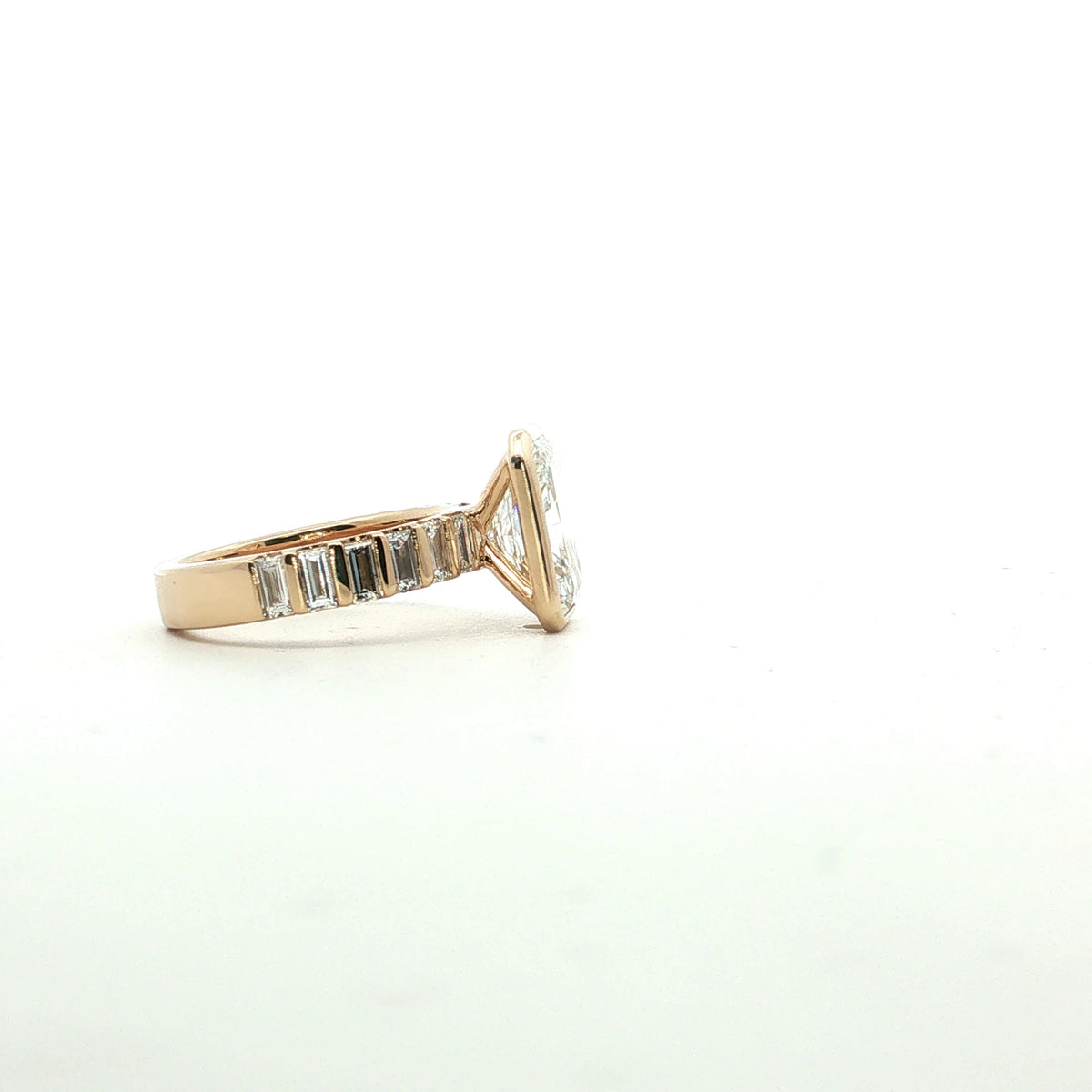 LAB GROWN RADIAND AND BAGUETTE DIAMONDS 4.64ctw BEZEL RING