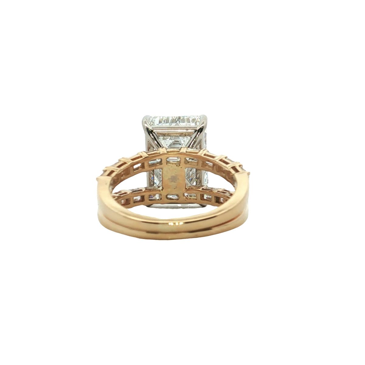 LAB GROWN EMERALD AND BAGUETTE DIAMONDS 9.54ctw SPLIT SHANK RING