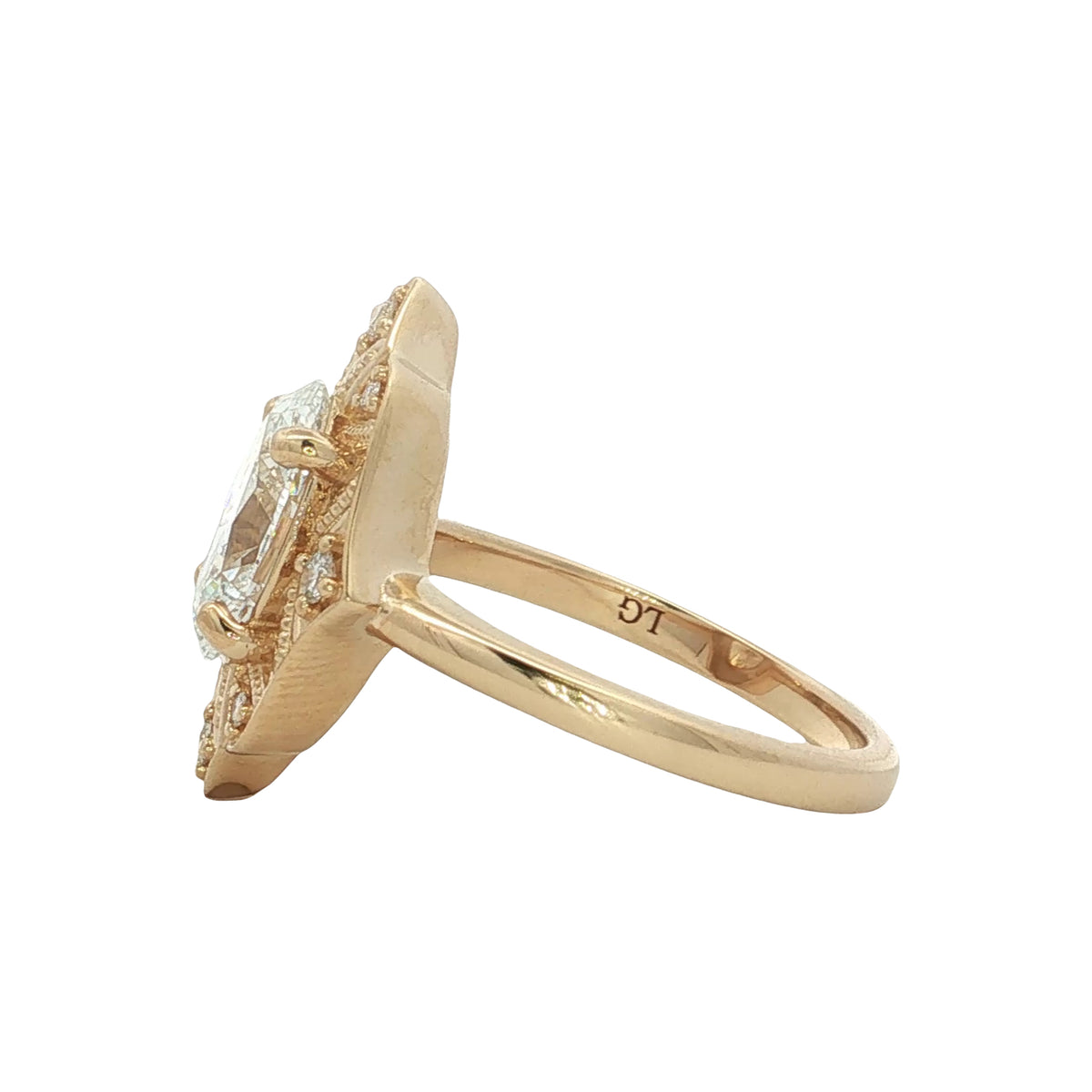 LAB GROWN OVAL & ROUND DIAMONDS 2.21ctw VINTAGE STYLE RING
