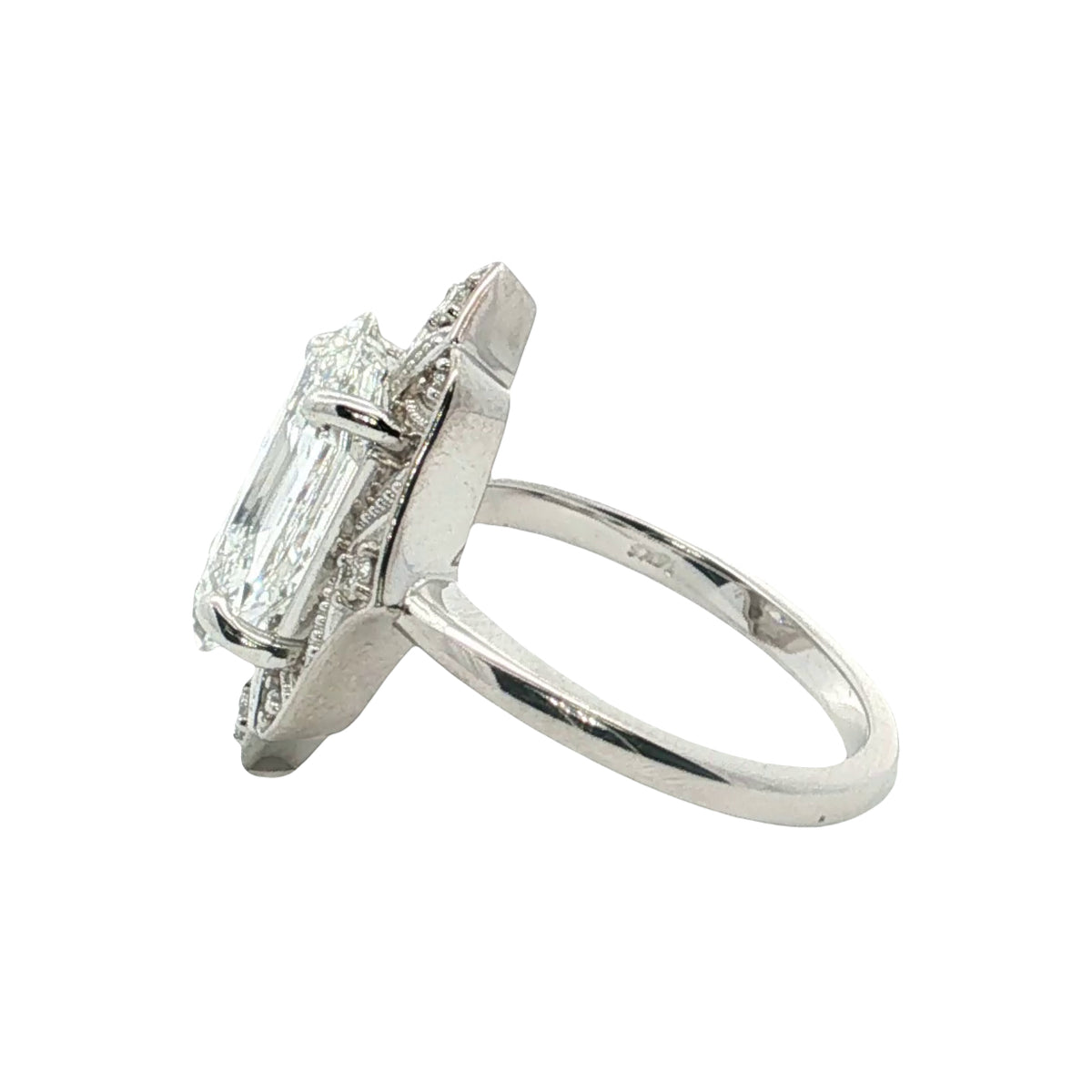 LAB GROWN DUTCH MARQUISE AND ROUND DIAMONDS 3.36ctw VINTAGE STYLE HALO RING