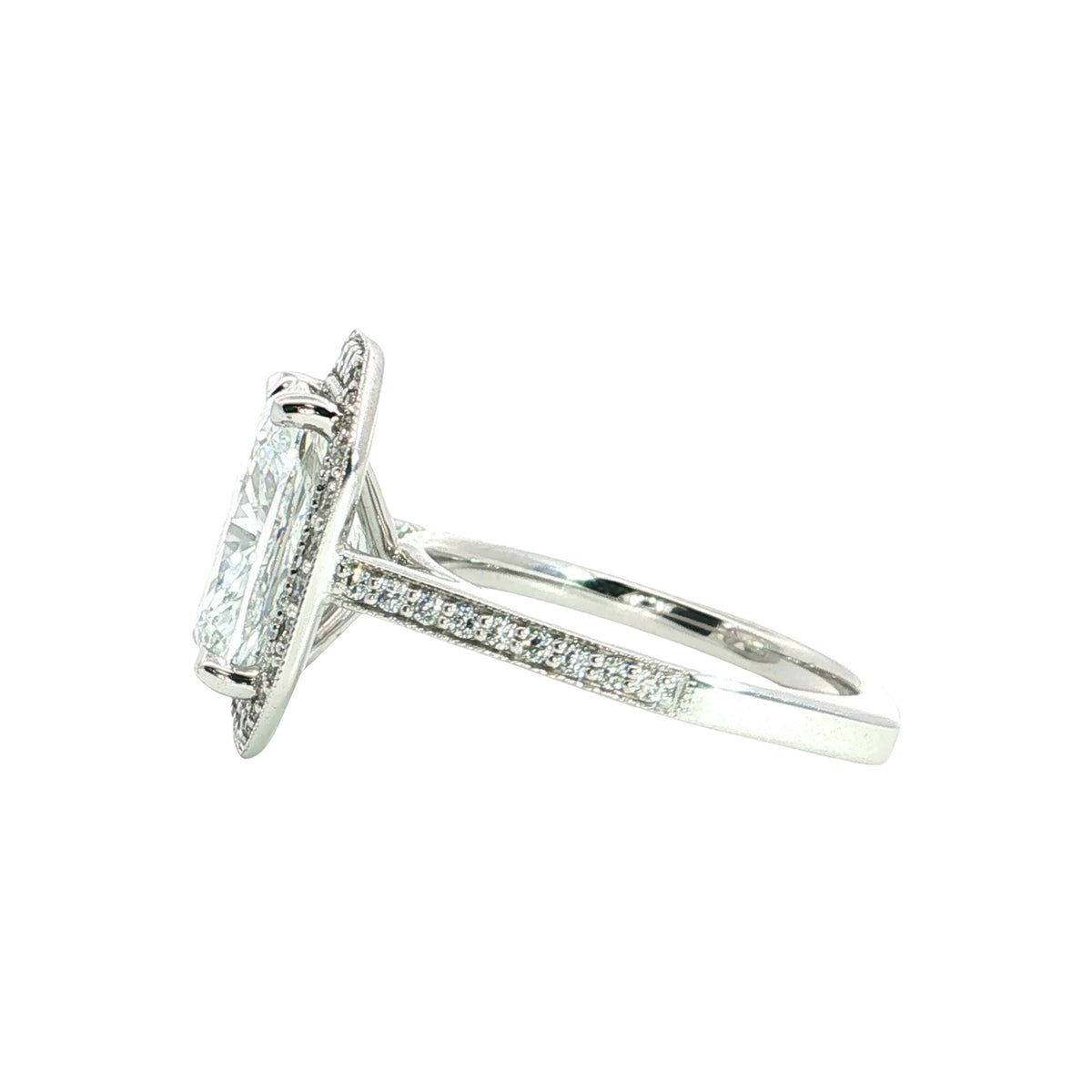 LAB GROWN CUSHION AND ROUND DIAMONDS 4.49ctw HALO RING