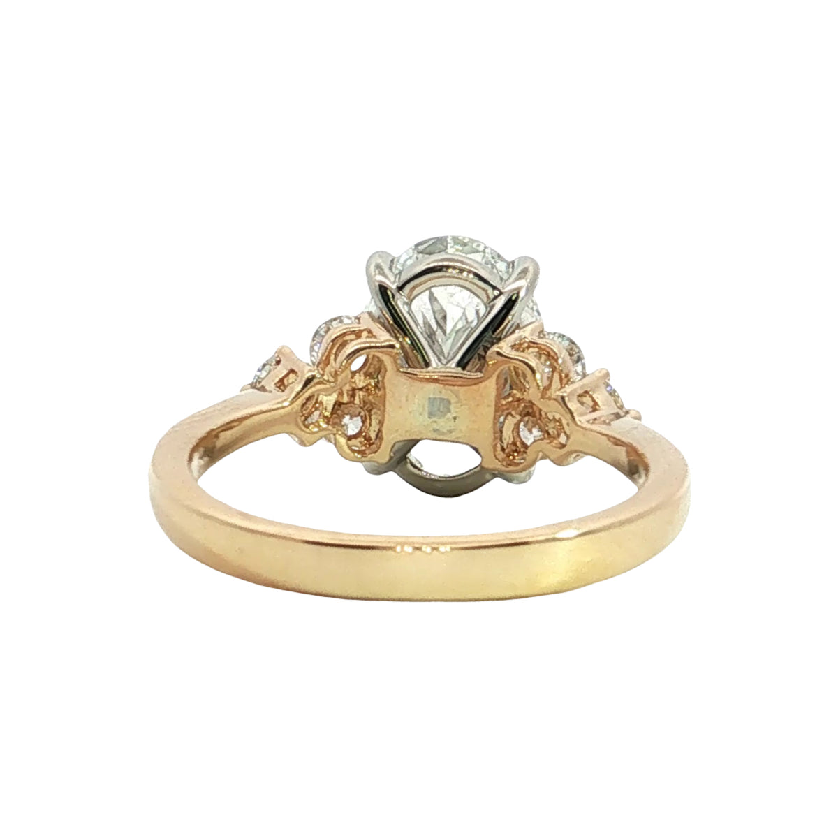 LAB GROWN OVAL AND ROUND DIAMONDS 3.60ctw PRONG SET RING