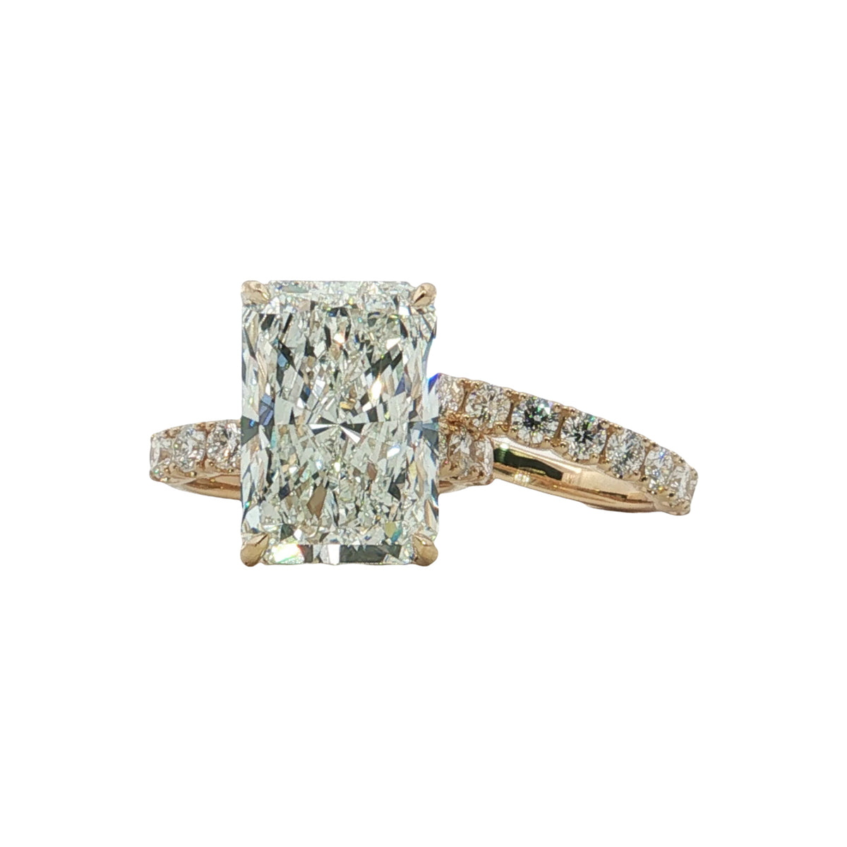 LAB GROWN RADIANT AND ROUND DIAMONDS 13ctw PRONG SET WEDDING SET