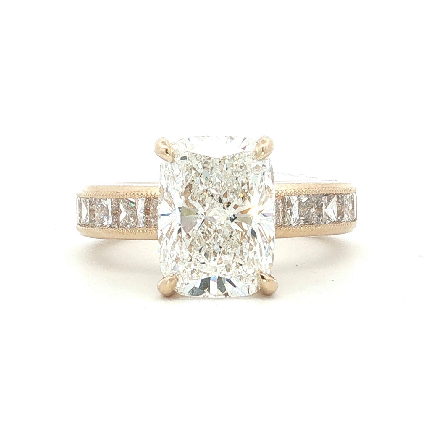 LAB GROWN DIAMOND ENGAGEMENT RINGS