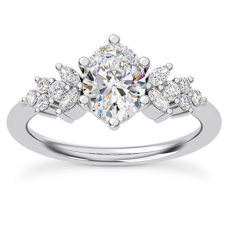 OVAL CENTER WITH A BOLD REFINED STYLE RING