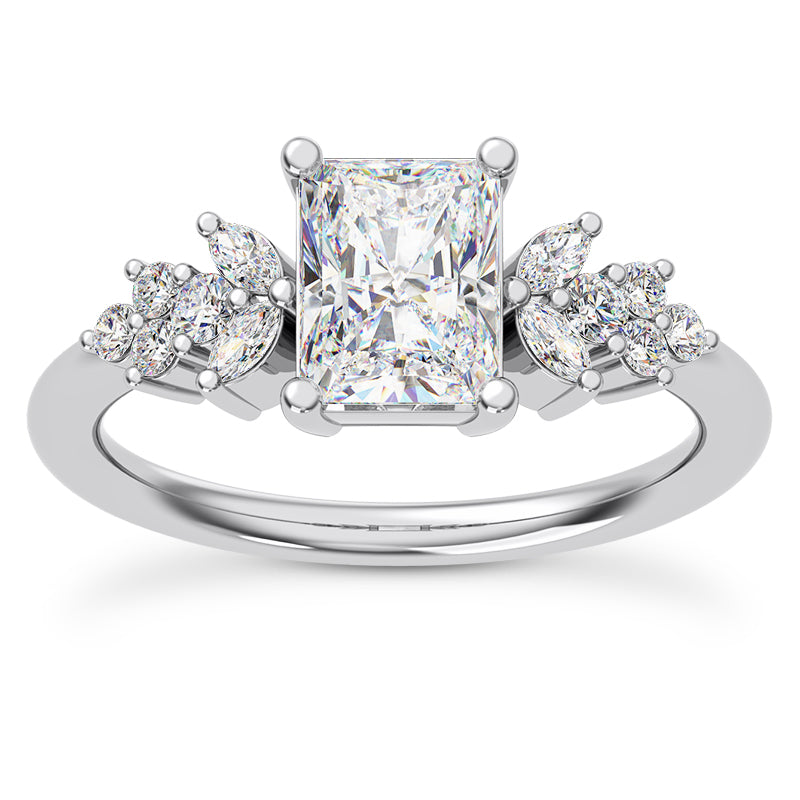 RADIANT CENTER WITH A BOLD REFINED STYLE RING