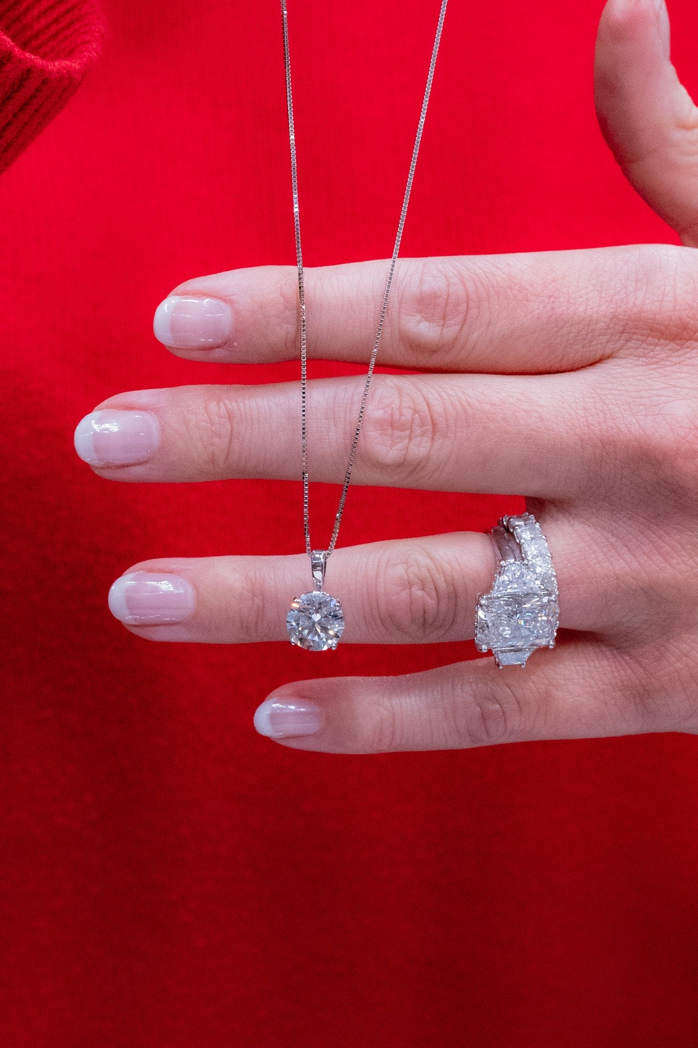 Lab Grown Round Diamond Solitaire Pendant