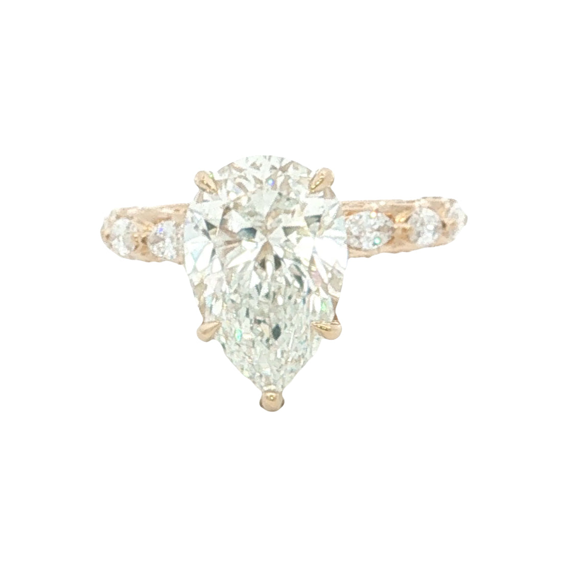 LAB GROWN DIAMOND ENGAGEMENT RINGS