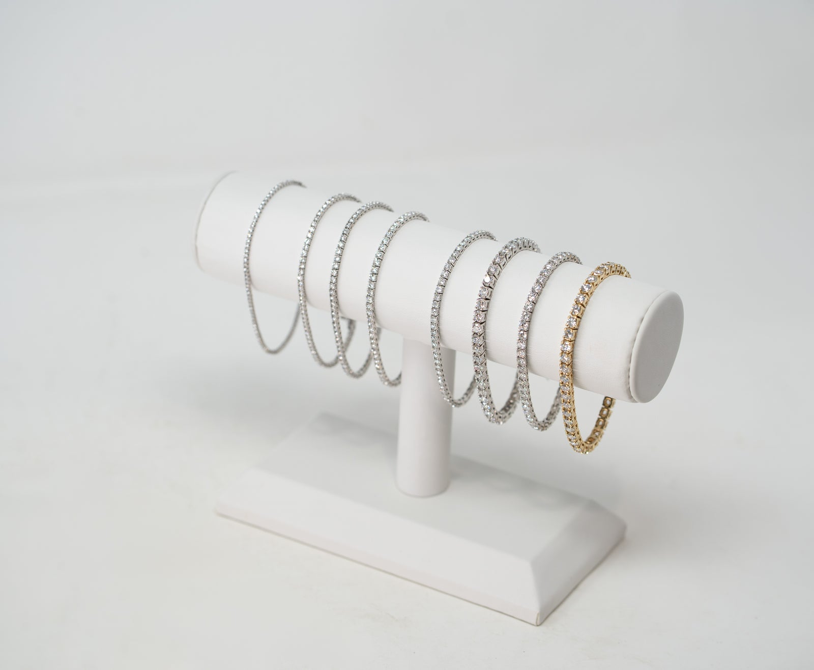 Lab Grown Round Diamond Tennis Bracelets