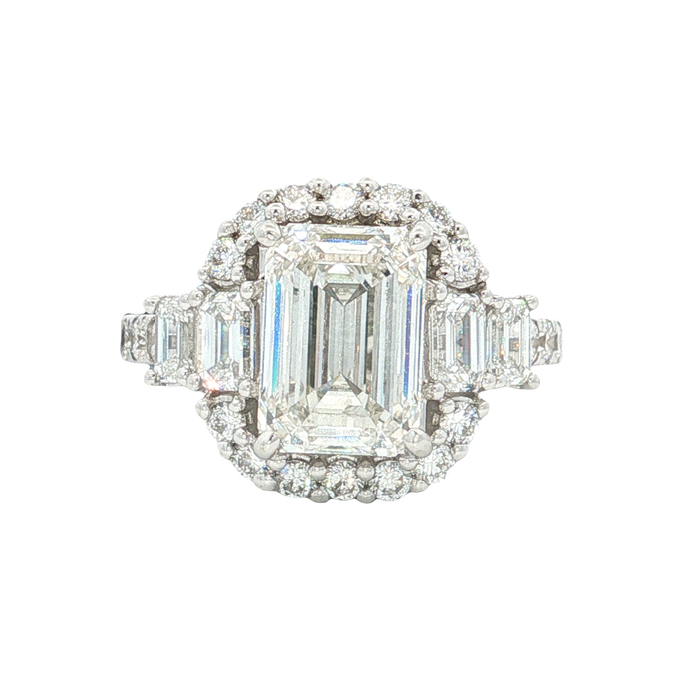 LAB GROWN DIAMOND ENGAGEMENT RINGS