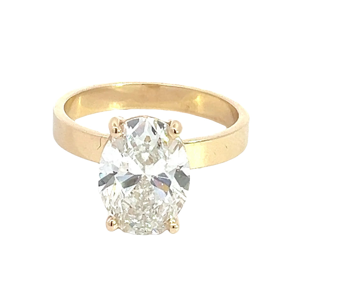 LAB GROWN OVAL DIAMOND 3.10ct SOLITAIRE ENGAGEMENT RING