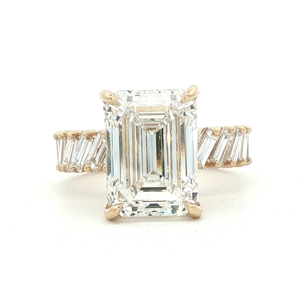 LAB GROWN DIAMOND ENGAGEMENT RINGS