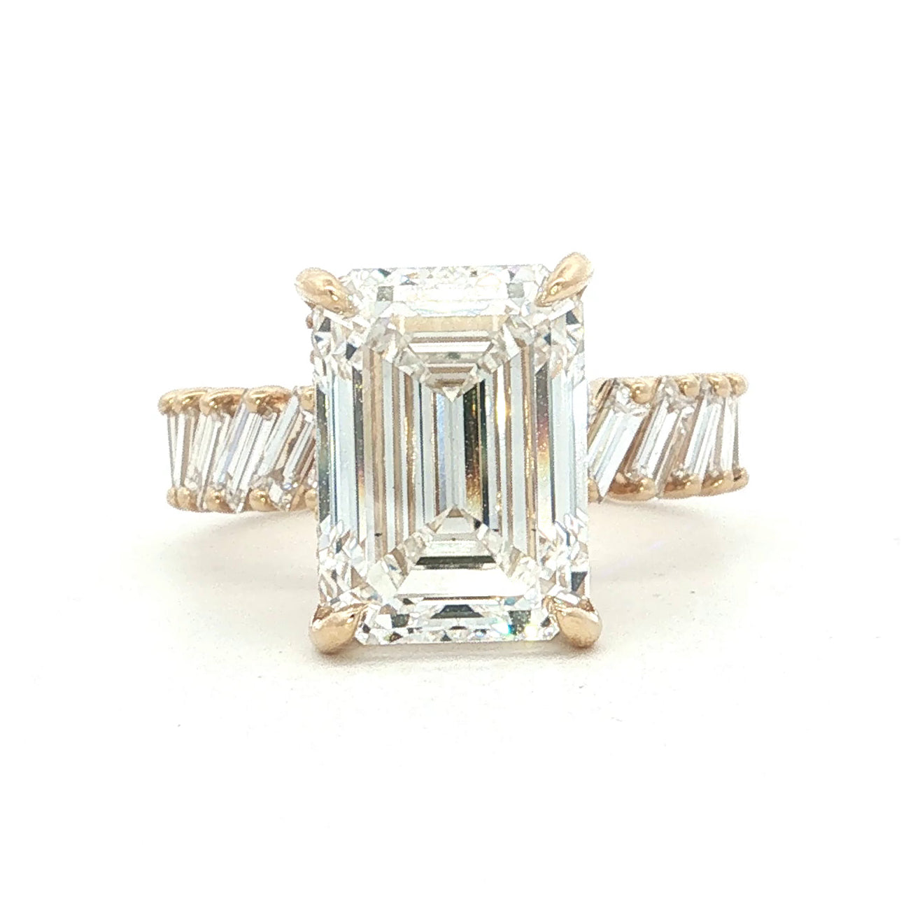 LAB GROWN DIAMOND ENGAGEMENT RINGS