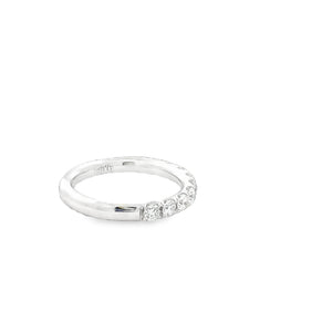 LAB GROWN ROUND DIAMONDS 0.81CTW PRONG SET BAND