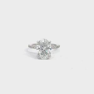 LAB GROWN OVAL & ROUND DIAMONDS 3.47ctw PRONG SET RING
