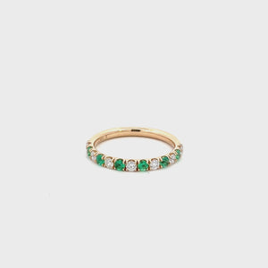 ROUND GREEN EMERALDS AND DIAMONDS 1/2ctw PRONG SET BAND