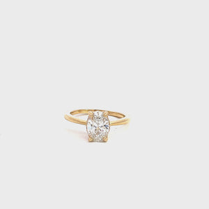 LAB GROWN OVAL & ROUND DIAMONDS 1.38ctw SOLITAIRE ENGAGEMENT RING