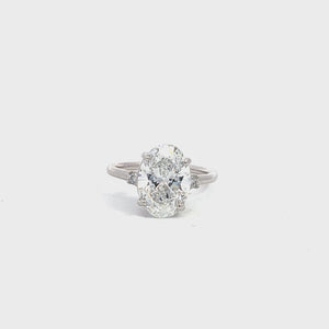 LAB GROWN OVAL & ROUND DIAMONDS 4.16ctw THREE STONE RING