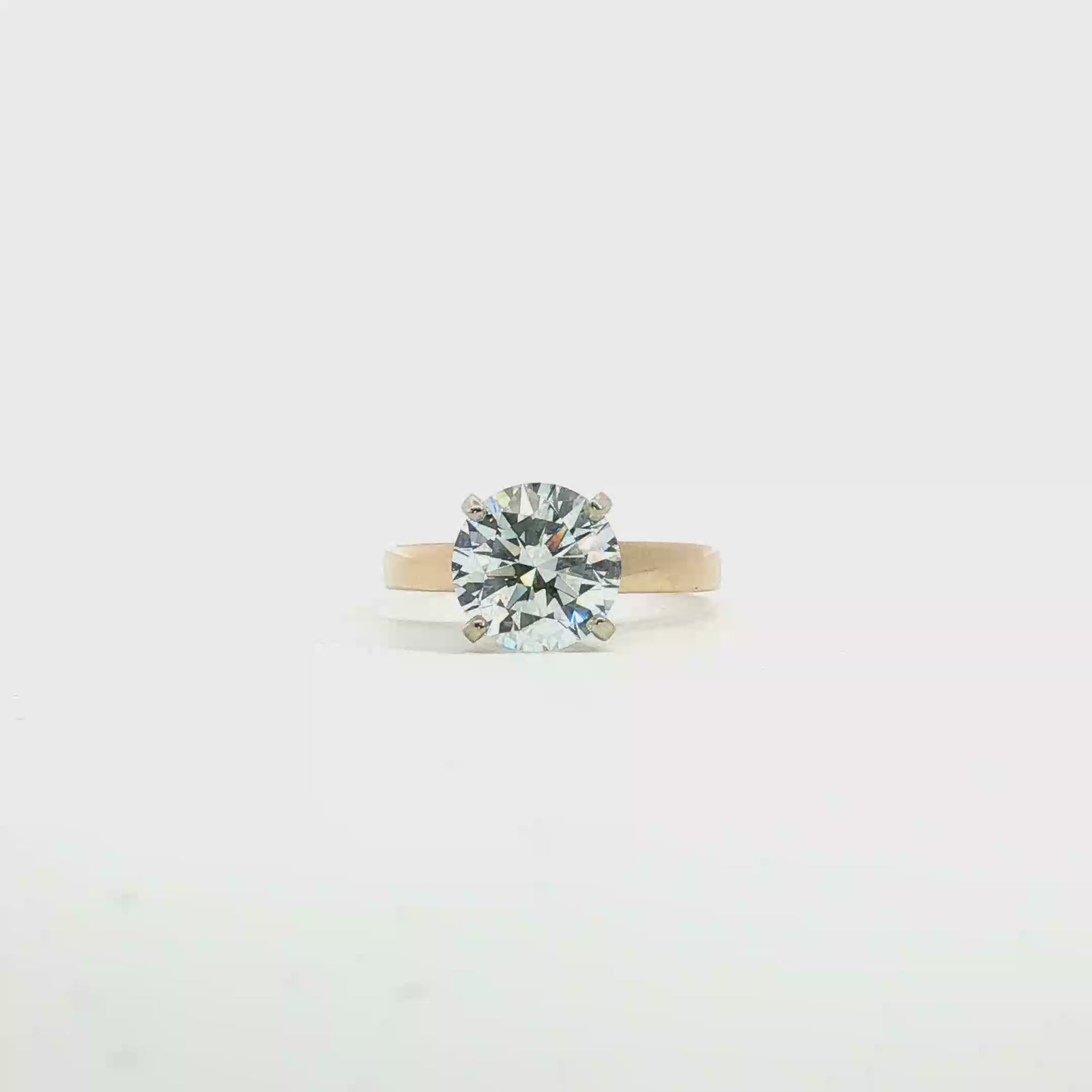 LAB GROWN DIAMOND ENGAGEMENT RINGS